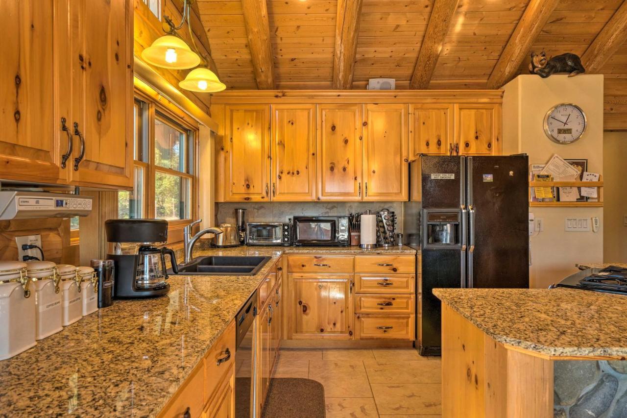 Custom Log With Deck - Only 33 Mi To Yosemite! Ferienhaus